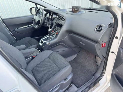 Peugeot 5008 2016 - фото 23