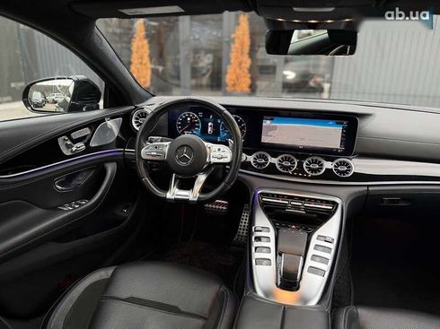 Mercedes-Benz AMG GT 4 2019 - фото 10