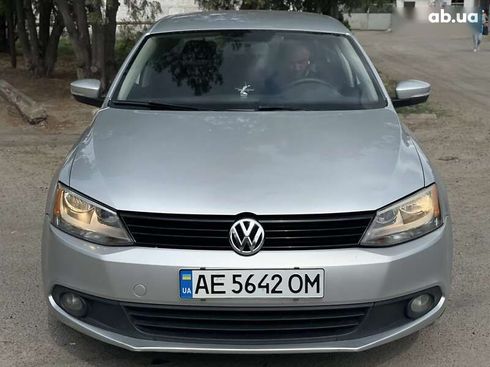 Volkswagen Jetta 2012 - фото 2
