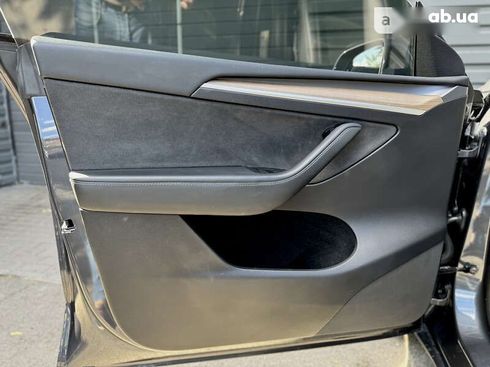 Tesla Model Y 2022 - фото 25