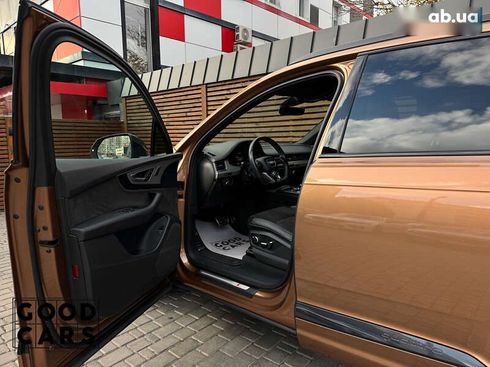 Audi Q7 2017 - фото 24