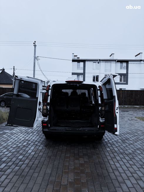 Mercedes-Benz Vito 2009 белый - фото 8