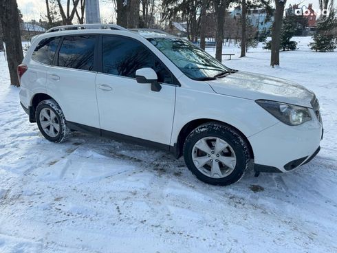 Subaru Forester 2015 белый - фото 4