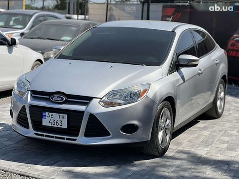 Ford Focus 2012 - фото 2
