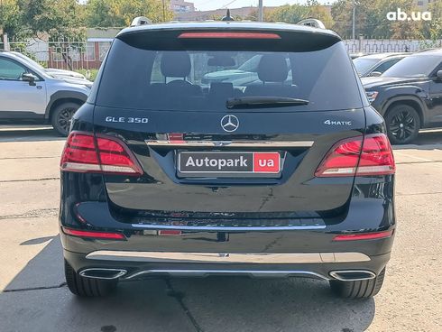 Mercedes-Benz GLE-Class 2017 черный - фото 8