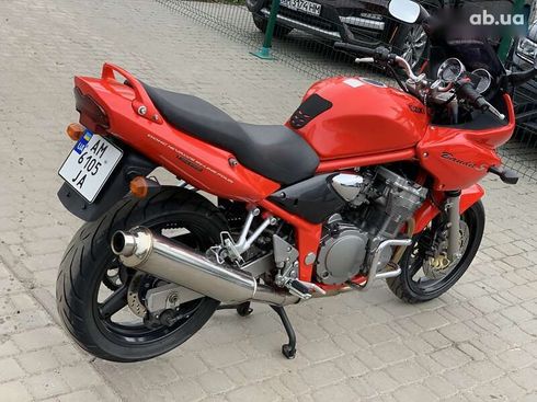 Suzuki GSF 2001 - фото 15