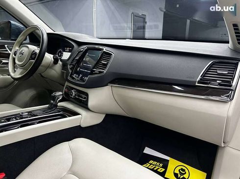 Volvo XC90 2018 - фото 8