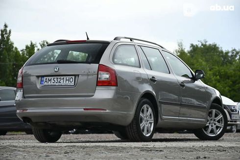 Skoda Octavia 2011 - фото 7