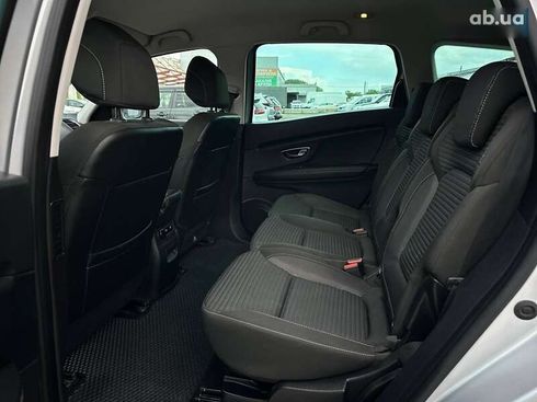 Renault Scenic 2018 - фото 20