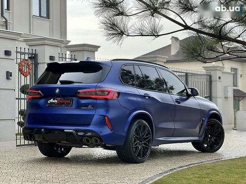 BMW X5 M 2021 - фото 17