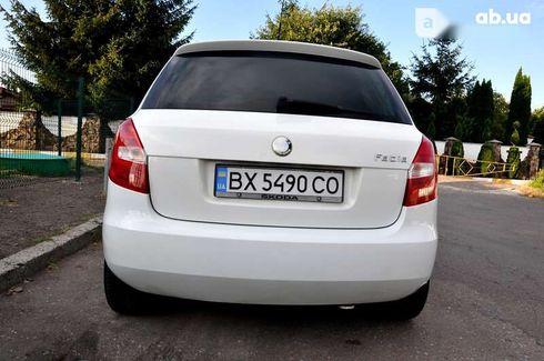 Skoda Fabia 2008 - фото 6