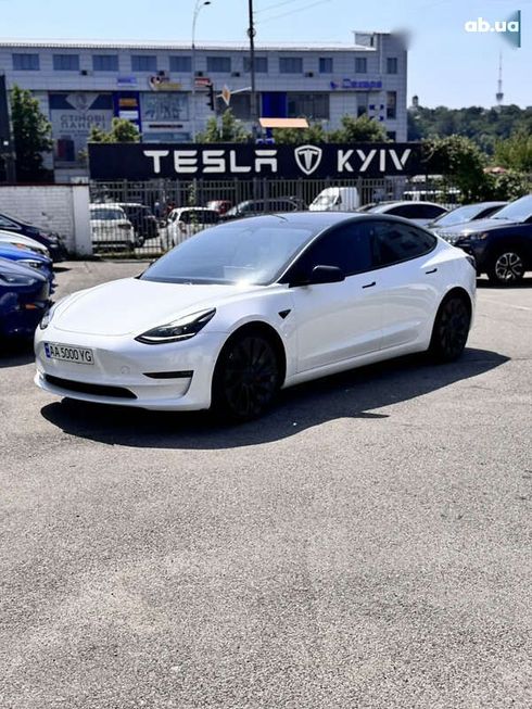 Tesla Model 3 2021 - фото 14
