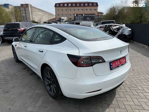 Tesla Model 3 2023 - фото 3