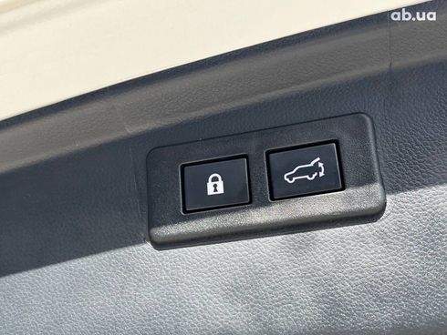 Subaru Outback 2022 белый - фото 48
