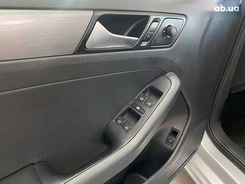 Volkswagen Jetta 2015 - фото 16