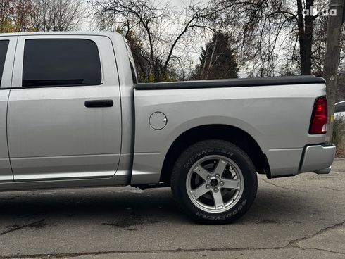 Dodge Ram 2016 серый - фото 20