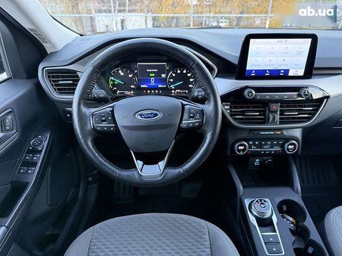 Ford Escape 2021 - фото 23