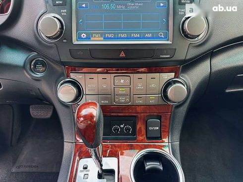 Toyota Highlander 2013 - фото 19