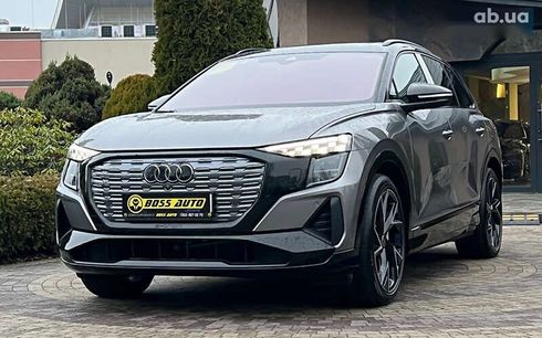 Audi Q5 e-tron 2022 - фото 3