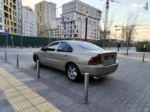 Volvo S60 2001 - фото 10