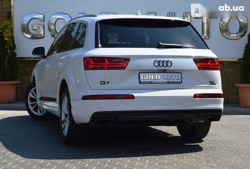 Audi Q7 2016 - фото 12