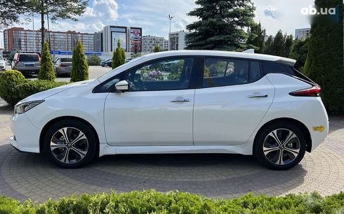 Nissan Leaf 2021 - фото 4