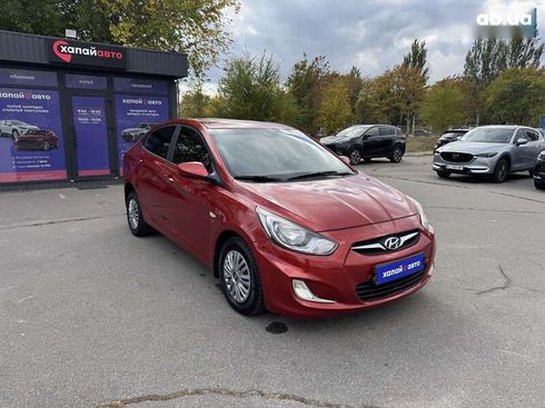 Hyundai Accent 2011 - фото 3