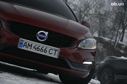 Volvo S60 2013 - фото 4