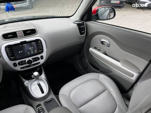 Kia Soul EV 2015 черный - фото 25