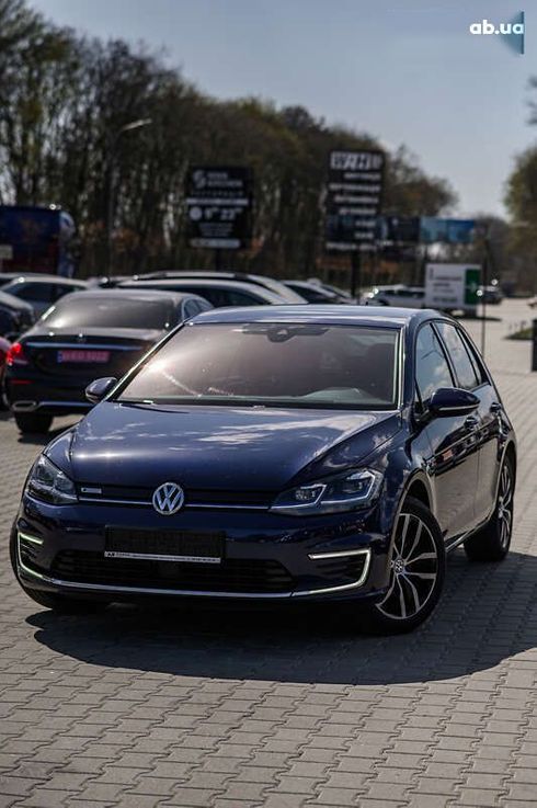 Volkswagen e-Golf 2019 - фото 14