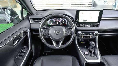 Toyota RAV4 2023 - фото 9