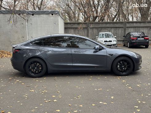 Tesla Model 3 2022 серый - фото 8