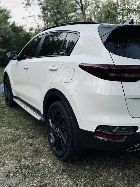Kia Sportage 2021 белый - фото 5