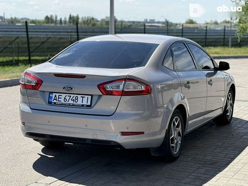 Ford Mondeo 2010 - фото 16