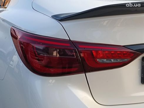 Infiniti Q50 2020 белый - фото 9