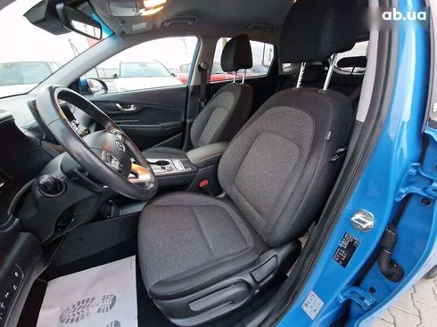Hyundai Kona Electric 2021 - фото 25