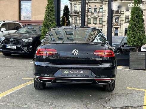 Volkswagen Passat 2016 - фото 9