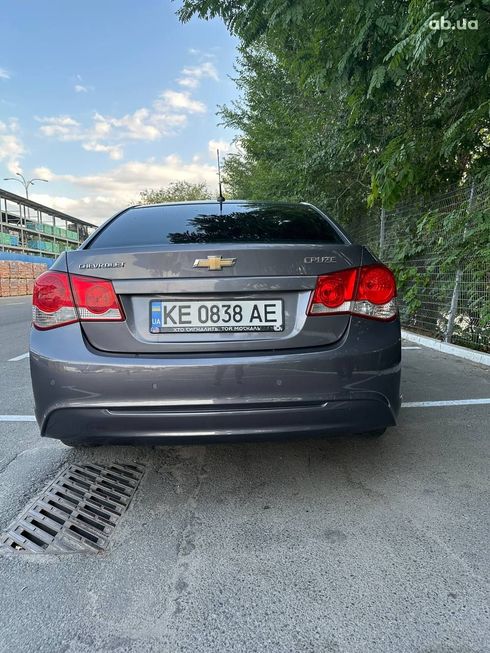 Chevrolet Cruze 2014 серый - фото 10
