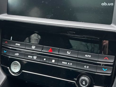 Jaguar F-Pace 2018 белый - фото 22