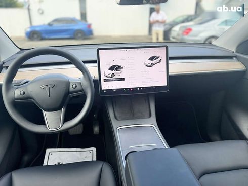 Tesla Model Y 2023 - фото 13