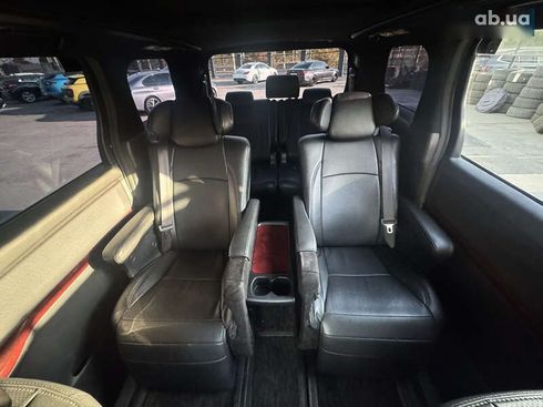 Toyota Alphard 2010 - фото 30