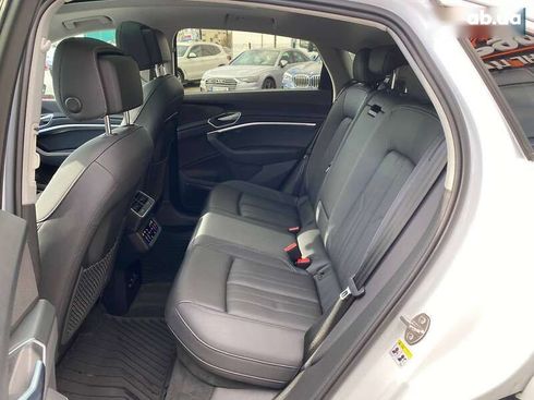 Audi E-Tron 2022 - фото 23