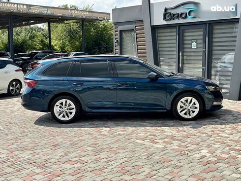 Skoda Octavia 2021 - фото 15