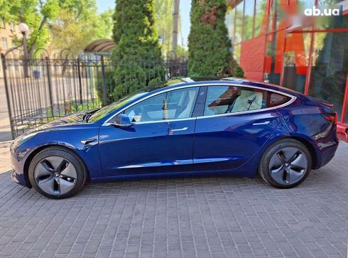 Tesla Model 3 2019 - фото 6