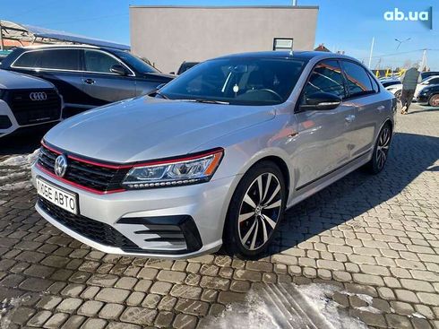 Volkswagen Passat 2018 - фото 3