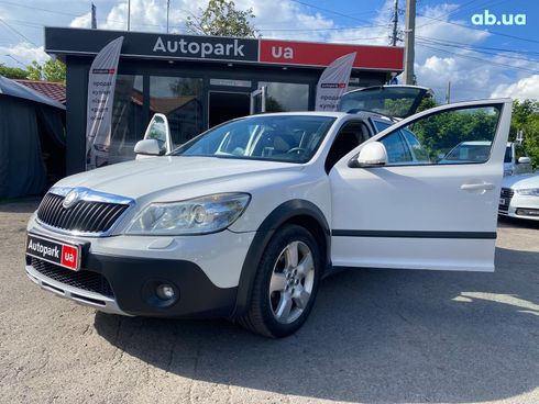 Skoda octavia a5 combi scout 2010 белый - фото 25