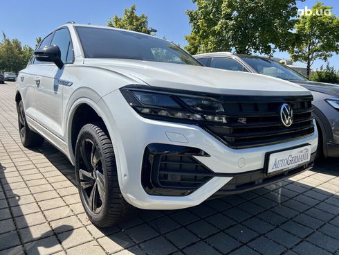 Volkswagen Touareg 2023 - фото 24