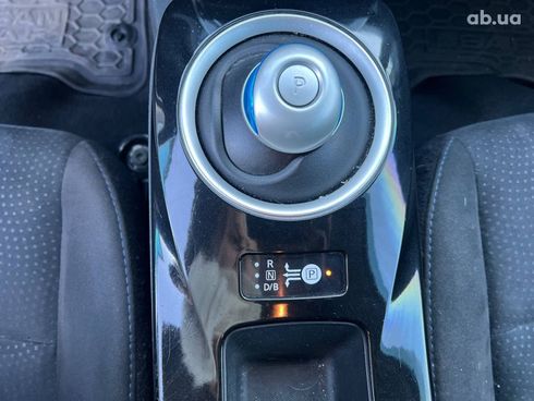 Nissan Leaf 2016 черный - фото 31