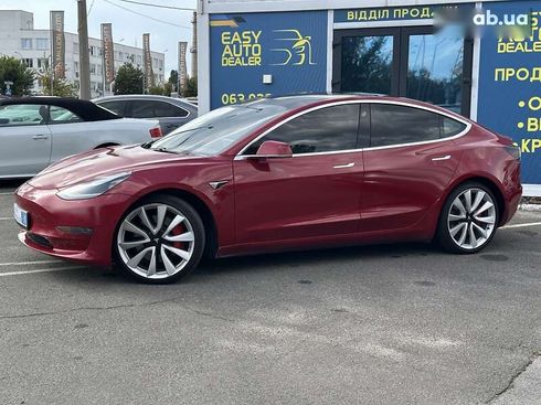 Tesla Model 3 2019 - фото 6