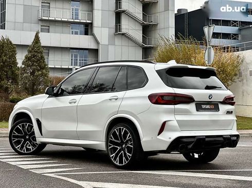 BMW X5 M 2022 - фото 9